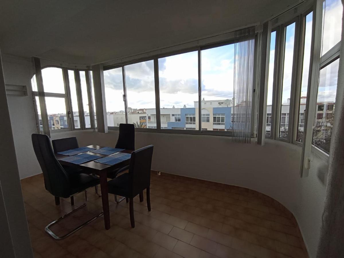 Love Shack Flat In Quarteira Center ภายนอก รูปภาพ